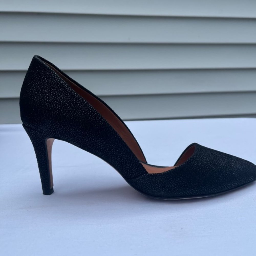 REBECCA MINKOFF Brie D'Orsay Black Stingray Print Pumps Size 6 1/2M - Picture 5 of 14